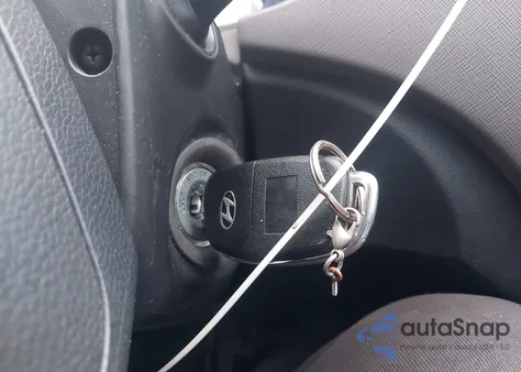 2017 Hyundai Santa Fe Sport 2.4L from USA, damaged, VIN 5XYZT3LB4HG455808